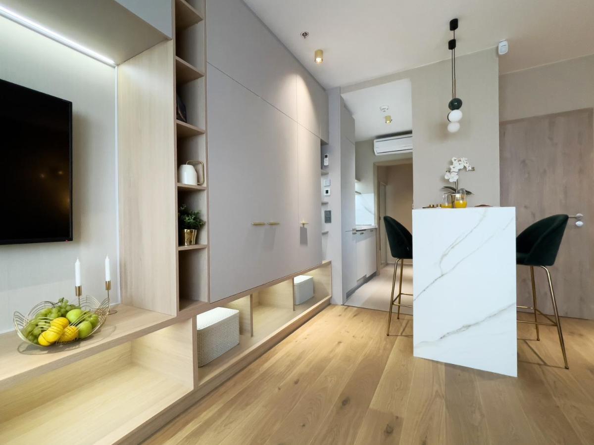 Emerald Downtown Luxury Suites By Continental Group Boedapest Buitenkant foto
