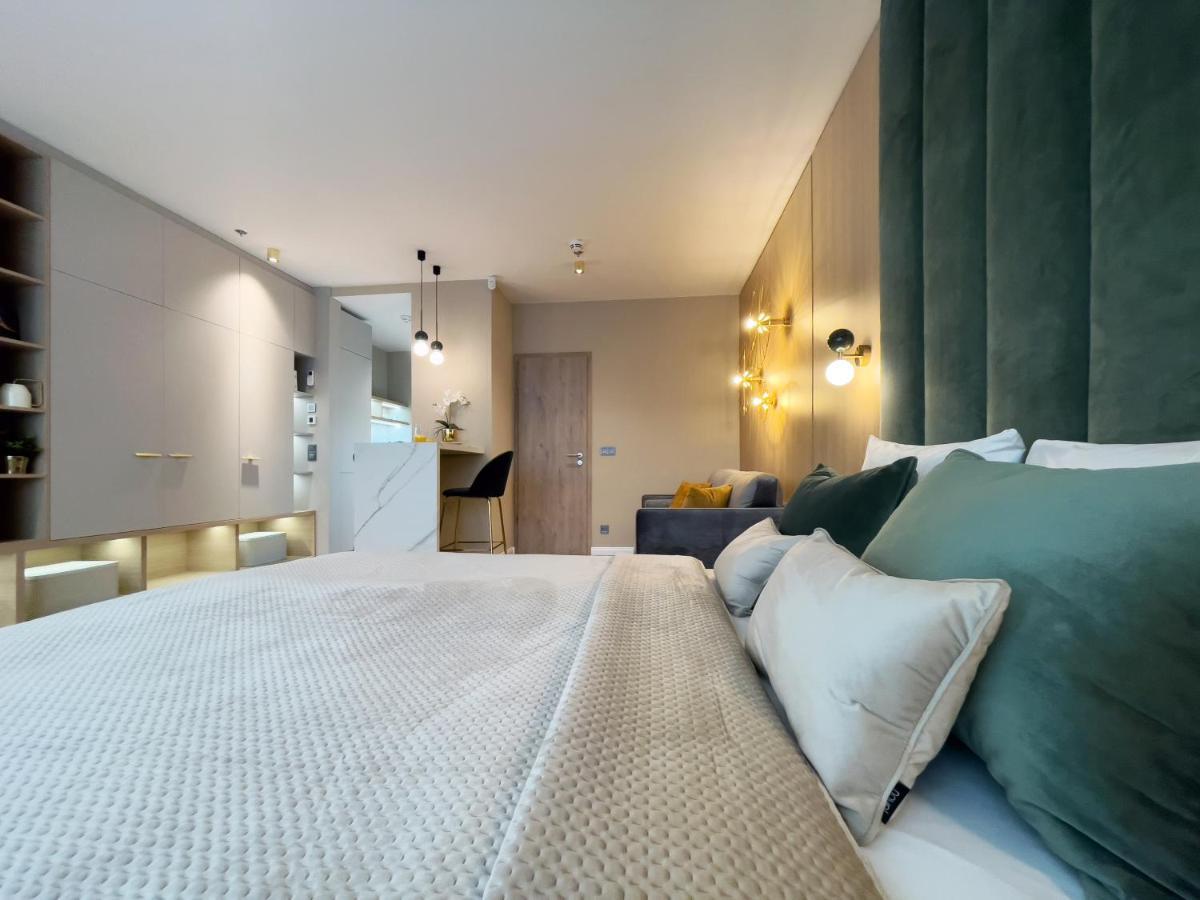 Emerald Downtown Luxury Suites By Continental Group Boedapest Buitenkant foto