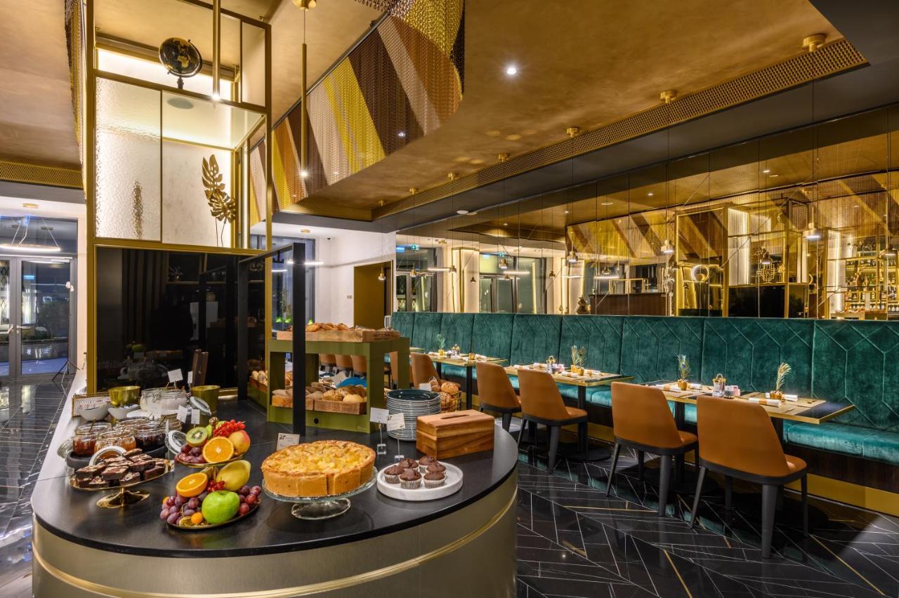 Emerald Downtown Luxury Suites By Continental Group Boedapest Buitenkant foto