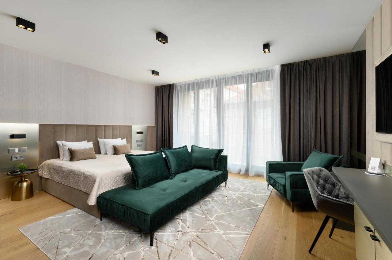 Emerald Downtown Luxury Suites By Continental Group Boedapest Buitenkant foto
