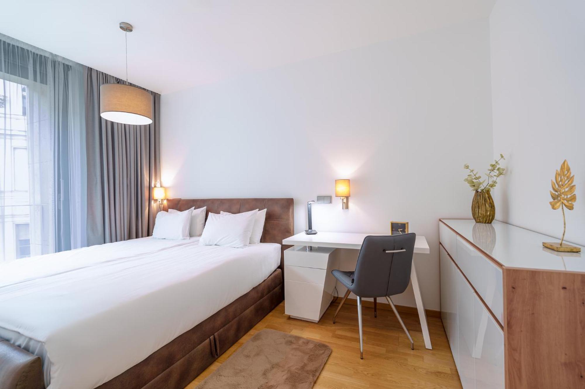Emerald Downtown Luxury Suites By Continental Group Boedapest Buitenkant foto