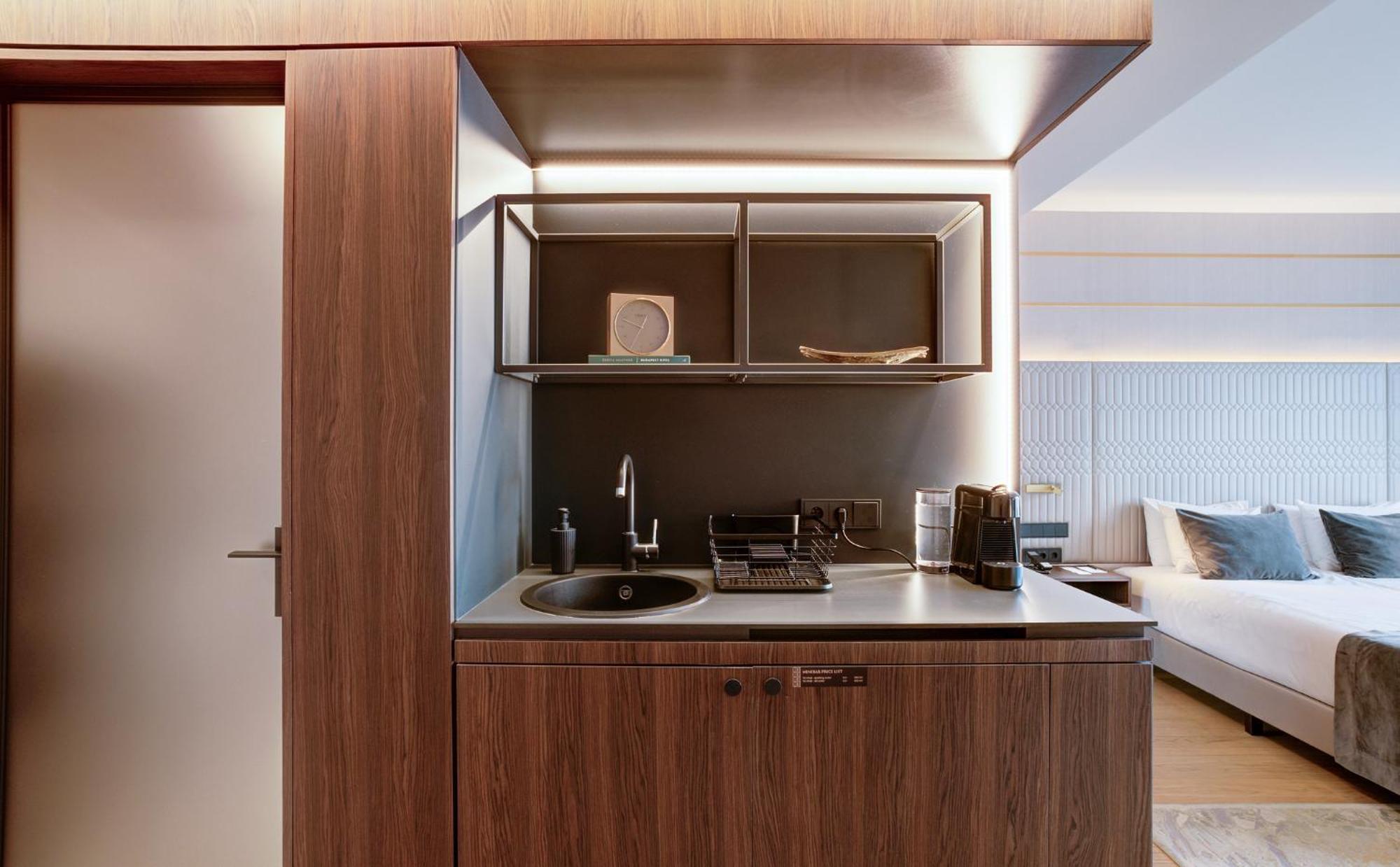 Emerald Downtown Luxury Suites By Continental Group Boedapest Buitenkant foto